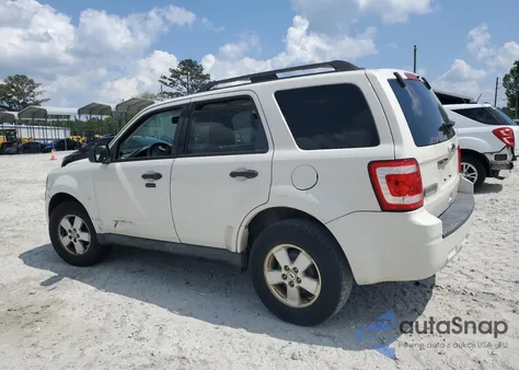 2010 Ford Escape Xlt from USA, damaged, VIN 1FMCU0D7XAKB52202